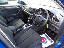 Volkswagen T-Roc TSI EVO SE - U10434