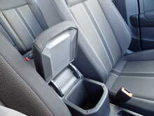 Volkswagen T-Roc TSI EVO SE - U10434