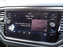 Volkswagen T-Roc TSI EVO SE - U10434