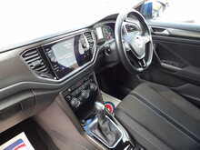 Volkswagen T-Roc TSI EVO SE - U10434