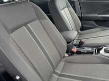 Volkswagen T-Roc TSI EVO SE - U10434