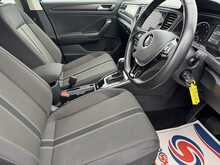 Volkswagen T-Roc TSI EVO SE - U10434
