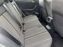 Volkswagen T-Roc TSI EVO SE - U10434
