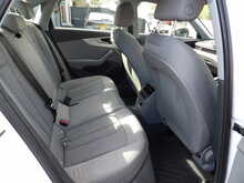 Audi A4 TDI SE - U10440