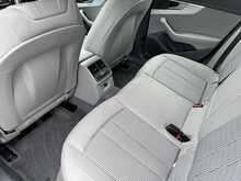 Audi A4 TDI SE - U10440