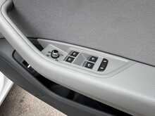Audi A4 TDI SE - U10440