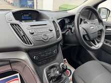 Ford Kuga TDCi EcoBlue Zetec - U10441