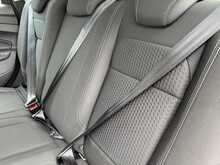 Ford Kuga TDCi EcoBlue Zetec - U10441
