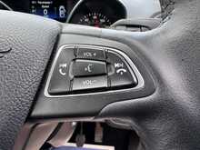 Ford Kuga TDCi EcoBlue Zetec - U10441