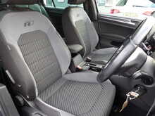 Volkswagen Golf TDI R-Line - U10447