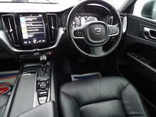 Volvo XC60 D4 Momentum - U10456