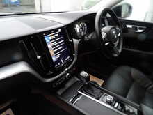 Volvo XC60 D4 Momentum - U10456