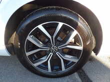 Volkswagen Passat TSI EVO SEL - U10475