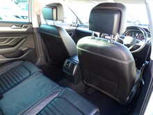 Volkswagen Passat TSI EVO SEL - U10475