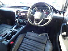 Volkswagen Passat TSI EVO SEL - U10475