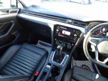 Volkswagen Passat TSI EVO SEL - U10475