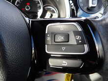 Volkswagen Beetle TDI Sport - U10478