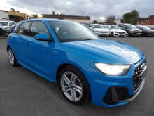 Audi A1 TFSI S line - U10511