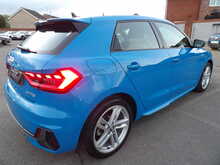Audi A1 TFSI S line - U10511
