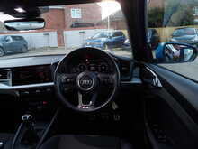 Audi A1 TFSI S line - U10511