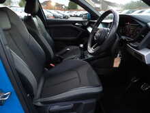 Audi A1 TFSI S line - U10511