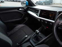 Audi A1 TFSI S line - U10511