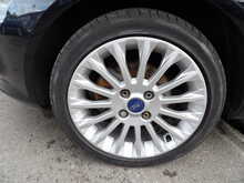 Ford Fiesta Titanium - U10520