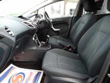 Ford Fiesta Titanium - U10520