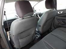 Ford Fiesta Titanium - U10520