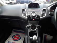 Ford Fiesta Titanium - U10520