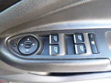 Ford Kuga T EcoBoost Titanium - U10538