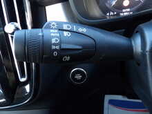 Volvo XC40 D3 Momentum - U10554