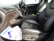 Ford Mondeo EcoBlue Titanium Edition - U10555