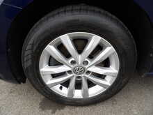 Volkswagen Touran TDI BlueMotion Tech SE Family - U10563
