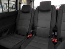 Volkswagen Touran TDI BlueMotion Tech SE Family - U10563