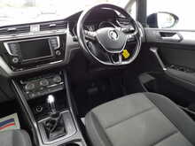 Volkswagen Touran TDI BlueMotion Tech SE Family - U10563