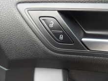 Volkswagen Touran TDI BlueMotion Tech SE Family - U10563