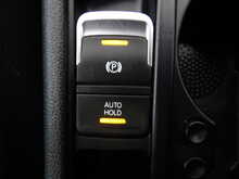 Volkswagen Touran TDI BlueMotion Tech SE Family - U10563