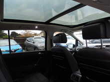 Volkswagen Touran TDI BlueMotion Tech SE Family - U10563