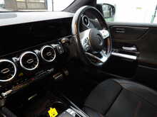 Mercedes-Benz B Class B200d AMG Line - U10568