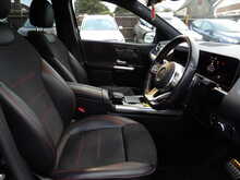 Mercedes-Benz B Class B200d AMG Line - U10568