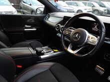 Mercedes-Benz B Class B200d AMG Line - U10568