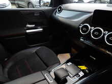 Mercedes-Benz B Class B200d AMG Line - U10568
