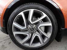 Land Rover Discovery SD V6 HSE Luxury - U10569