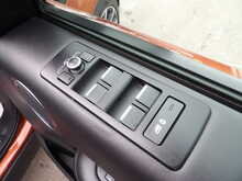 Land Rover Discovery SD V6 HSE Luxury - U10569