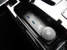 Land Rover Discovery SD V6 HSE Luxury - U10569