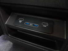 Land Rover Discovery SD V6 HSE Luxury - U10569