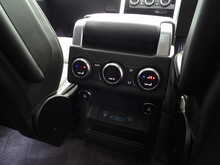 Land Rover Discovery SD V6 HSE Luxury - U10569