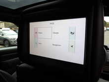 Land Rover Discovery SD V6 HSE Luxury - U10569