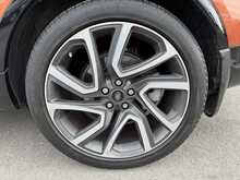 Land Rover Discovery SD V6 HSE Luxury - U10569